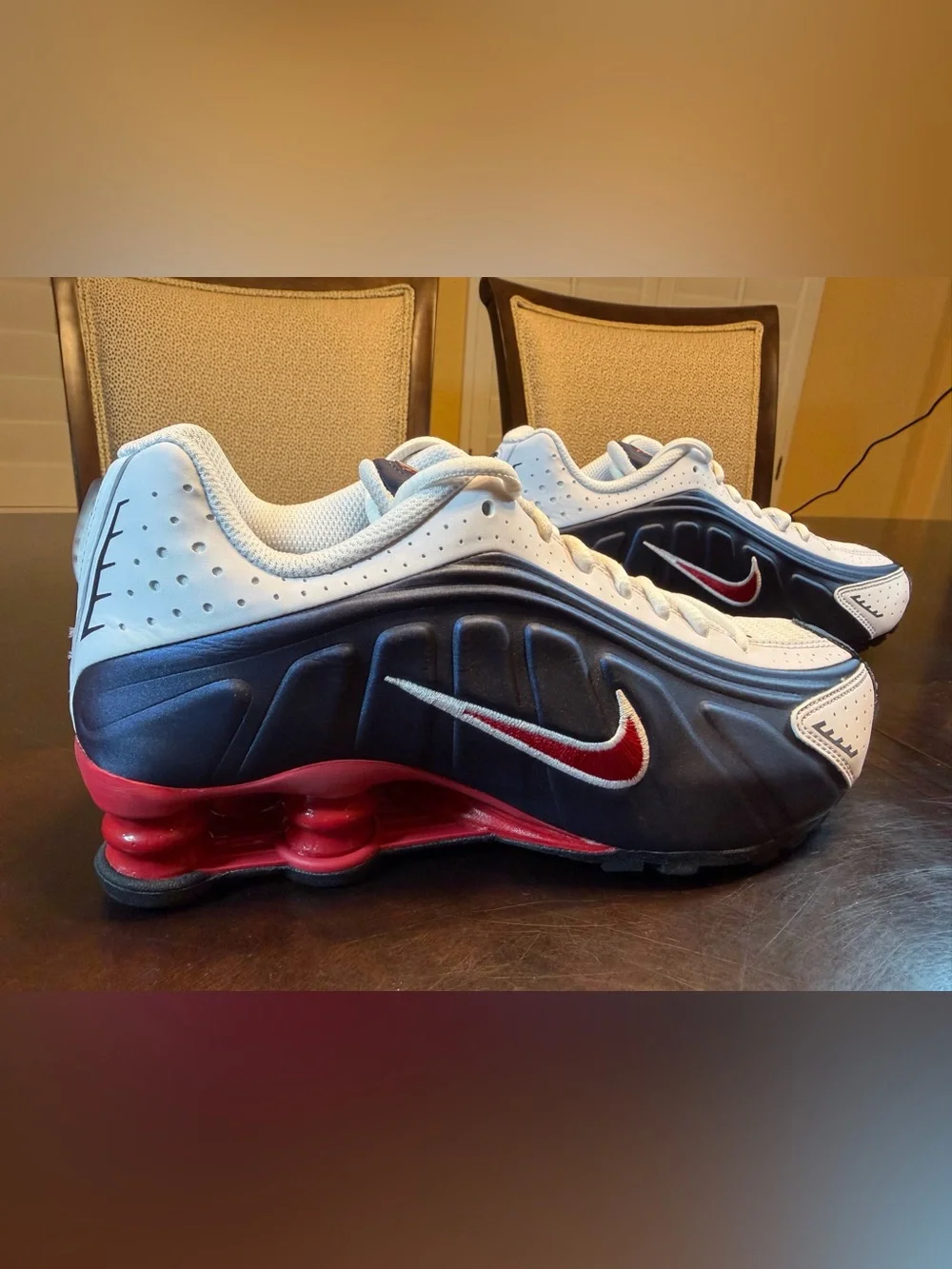 New Nike Shox R4 USA White Blue Sneaker Shoes Size US 6.5Y